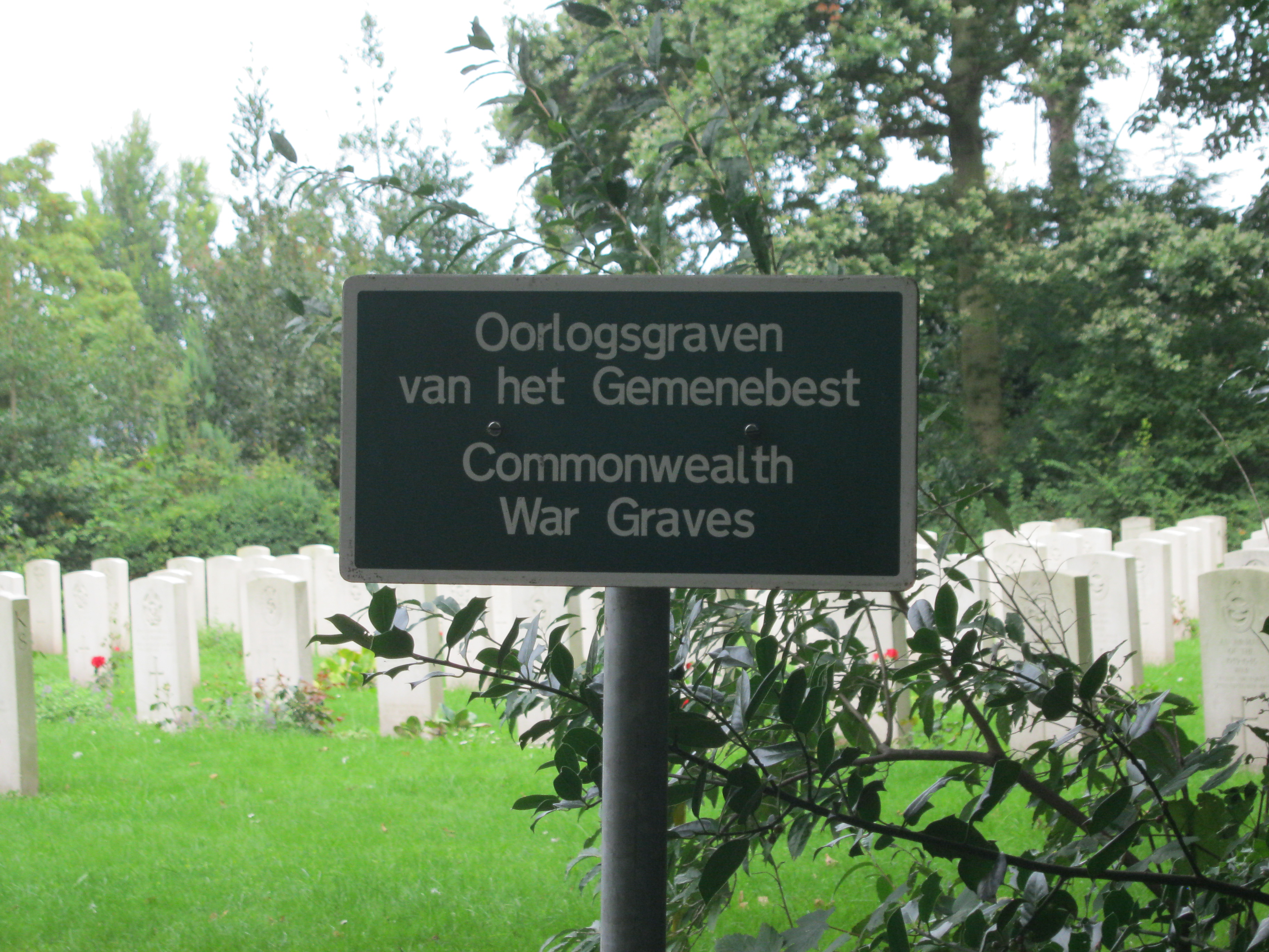 Ingang Gemenebest begraafplaats